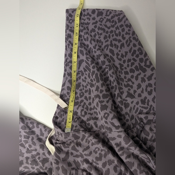 Buffalo David Bitton Womens Large Purple Leopard Print Hoodie - No Pockets - Picture 13 of 13